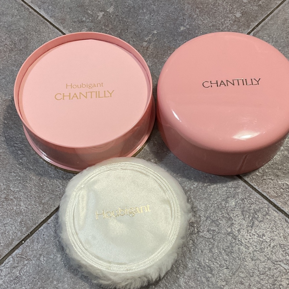Pink Makeup Setting Powder - Picture 3 of 5